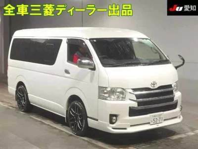 TOYOTA HIACE