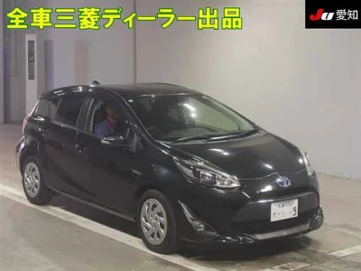 TOYOTA AQUA 2018 с аукциона, 1500cc, пробег 35 000 км