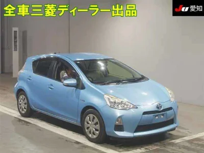 TOYOTA AQUA 2014 с аукциона, 1500cc, пробег 96 000 км