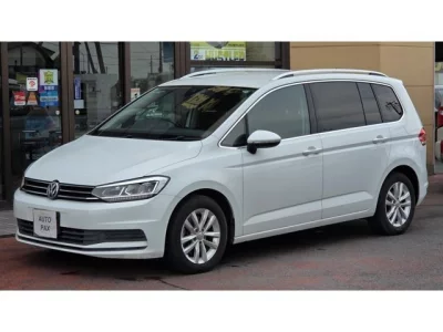 VOLKSWAGEN GOLF TOURAN 2017 с аукциона, 1400cc, пробег 44 000 км