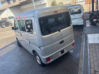 SUZUKI EVERY VAN 2018 с аукциона, 660cc, пробег 75 000 км