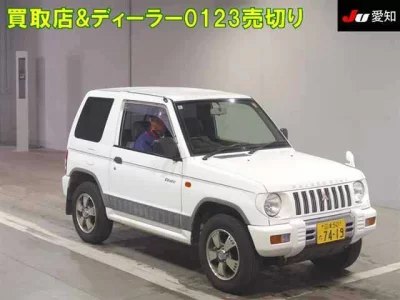 MITSUBISHI PAJERO MINI