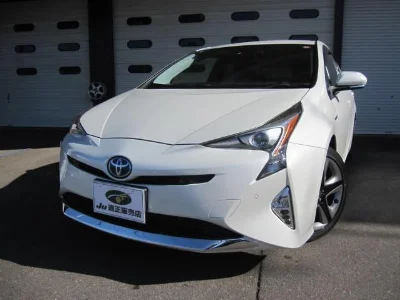 TOYOTA PRIUS 2017 с аукциона, 1800cc, пробег 89 000 км