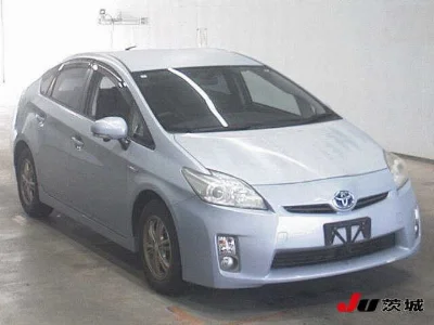 TOYOTA PRIUS 2011 с аукциона, 1800cc, пробег 120 000 км