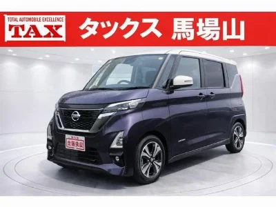 NISSAN ROOX  с аукциона, 660cc, пробег 27 000 км