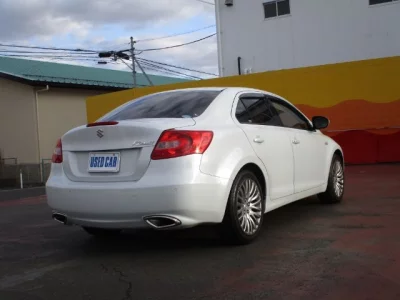 SUZUKI KIZASHI