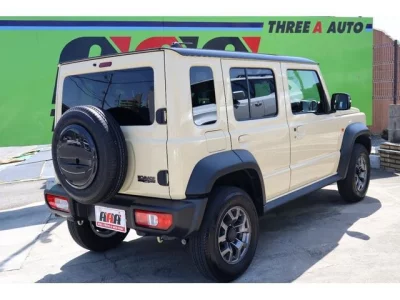 SUZUKI JIMNY NOMADE