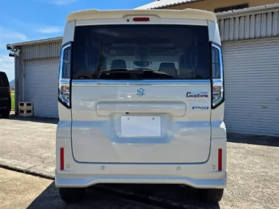SUZUKI SPACIA CUSTOM