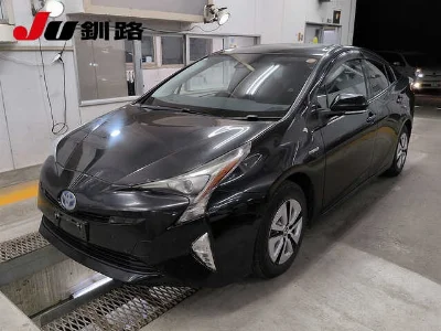 TOYOTA PRIUS 2016 с аукциона, 1800cc, пробег 187 000 км