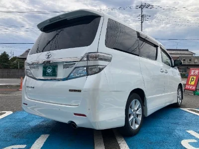 TOYOTA VELLFIRE 2014 с аукциона, 2400cc, пробег 88 000 км