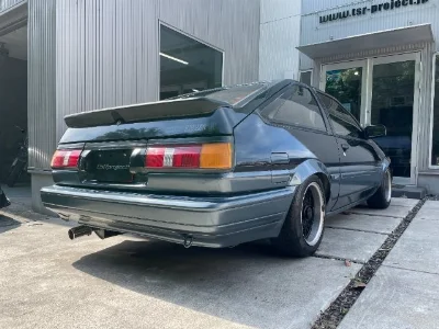 TOYOTA COROLLA LEVIN