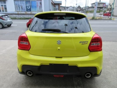 SUZUKI SWIFT 2017 с аукциона, 1400cc, пробег 19 000 км