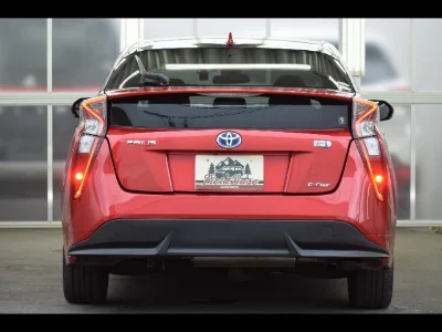 TOYOTA PRIUS 2017 с аукциона, 1800cc, пробег 58 000 км