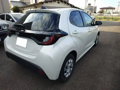 TOYOTA YARIS 2026 с аукциона, 1000cc, пробег 0 км