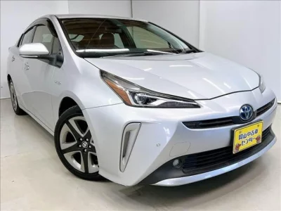 TOYOTA PRIUS 2019 с аукциона, 1800cc, пробег 90 000 км