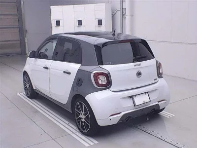 SMART FOURFOUR