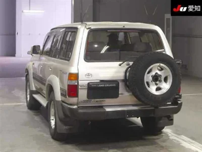 TOYOTA LAND CRUISER