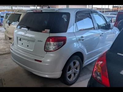 SUZUKI SX-4