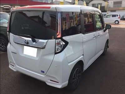 TOYOTA ROOMY с аукциона, 1000cc, пробег 20 000 км