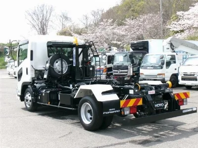 ISUZU FORWARD
