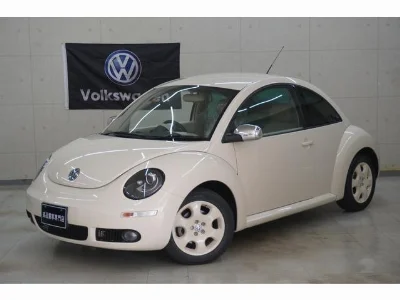 VOLKSWAGEN NEW BEETLE 2010 с аукциона, 1600cc, пробег 32 000 км