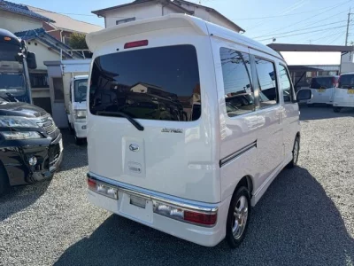 DAIHATSU ATRAI WAGON