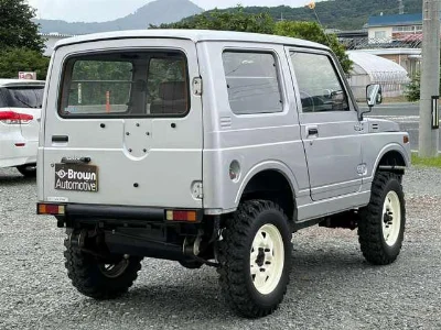 SUZUKI JIMNY