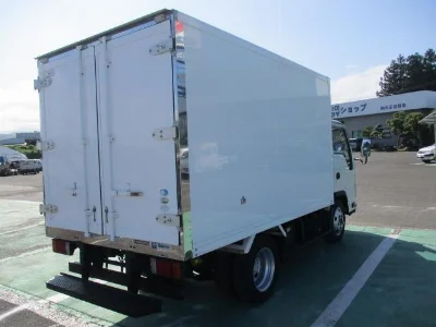ISUZU ELF с аукциона, 3000cc, пробег 183 000 км