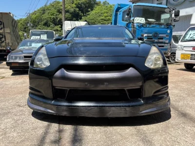 NISSAN SKYLINE