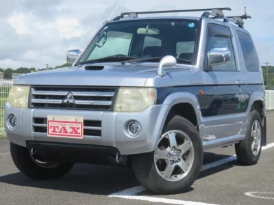 MITSUBISHI PAJERO MINI