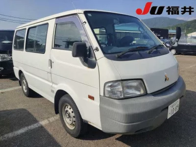 MITSUBISHI DELICA VAN