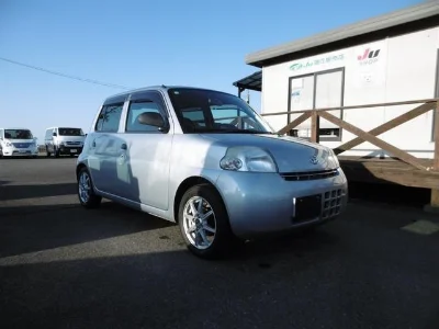 DAIHATSU ESSE