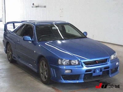 NISSAN SKYLINE