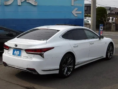 LEXUS LS
