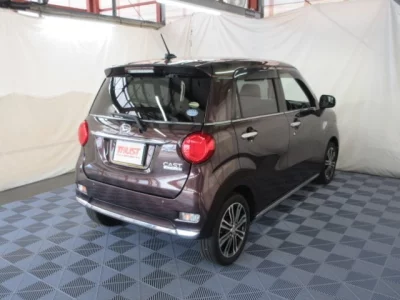 DAIHATSU CAST