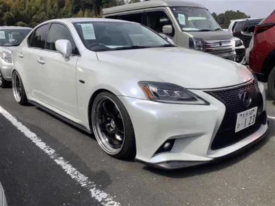 LEXUS IS