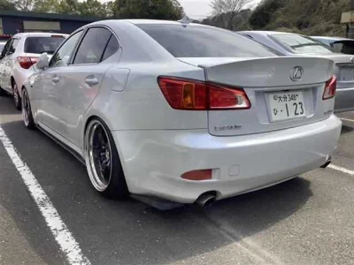 LEXUS IS