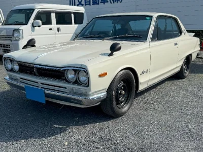 NISSAN SKYLINE
