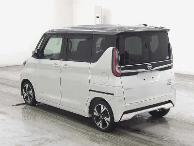 NISSAN ROOX 2021 с аукциона, 660cc, пробег 19 000 км