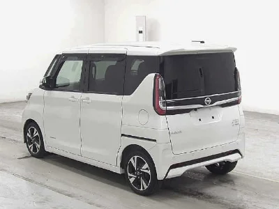 NISSAN ROOX 2020 с аукциона, 660cc, пробег 28 000 км