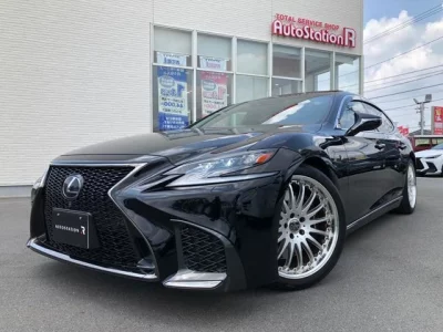 LEXUS LS