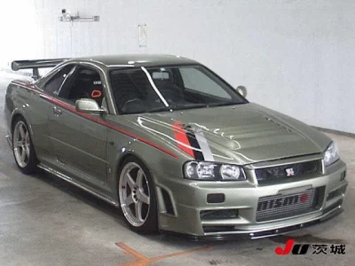 NISSAN SKYLINE