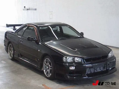 NISSAN SKYLINE