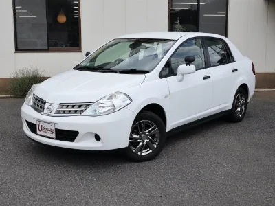 NISSAN TIIDA LATIO