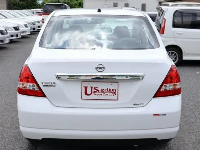 NISSAN TIIDA LATIO