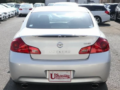 NISSAN SKYLINE