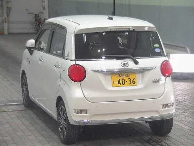 DAIHATSU CAST