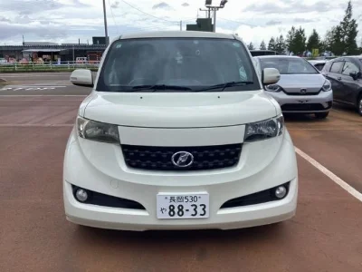 TOYOTA BB
