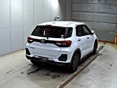 TOYOTA RAIZE 2020 с аукциона, 1000cc, пробег 78 000 км