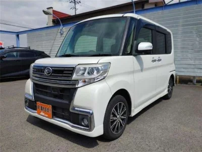 DAIHATSU TANTO с аукциона, 660cc, пробег 68 000 км